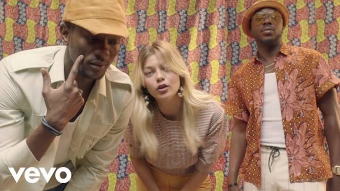 Download: Toofan ft. Louane – La vie là-bas | VIDEO Togolease duo - Toofan serves us a sensational video clip for their hit single “La vie là-bas” featuring Louane.